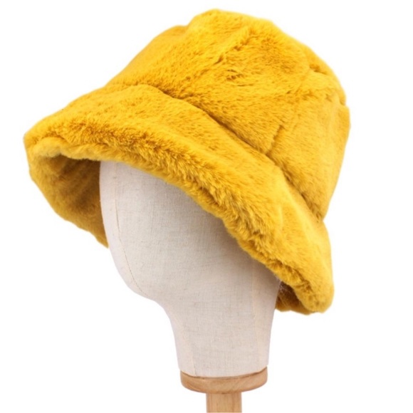 Fabulous Faux Fur Bucket Hat - Picture 3 of 3
